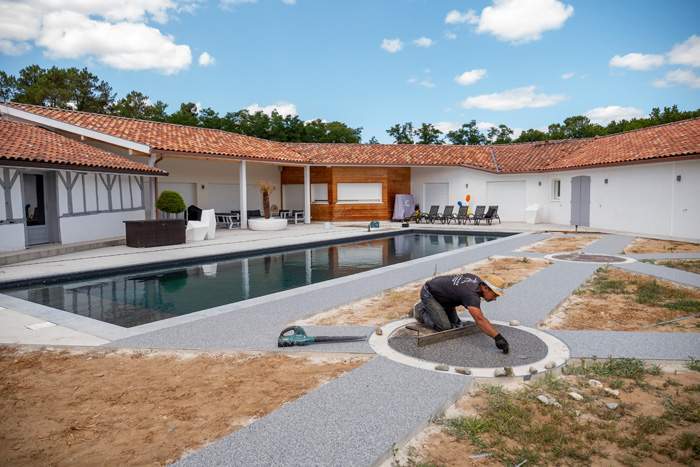 Stone Carpet Installation – Les Landes
