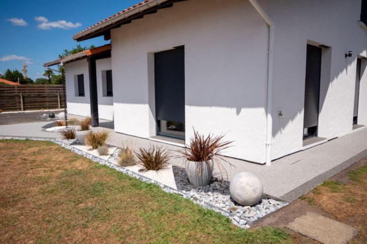 Flooring Installation - Landes